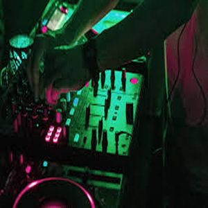 HOUSE MUSIC